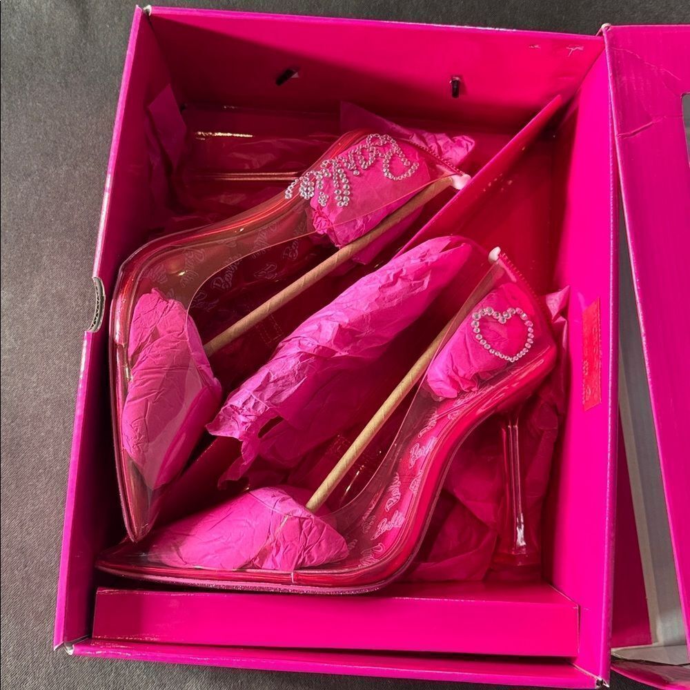 Barbie x ALDO Barbiestessy Collection Pink Translucent Pointed Toe Pumps 7.5 NEW - Picture 3 of 15